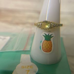 RBP 2176 Lab Created light citrine on 18K yellow gold band size 7